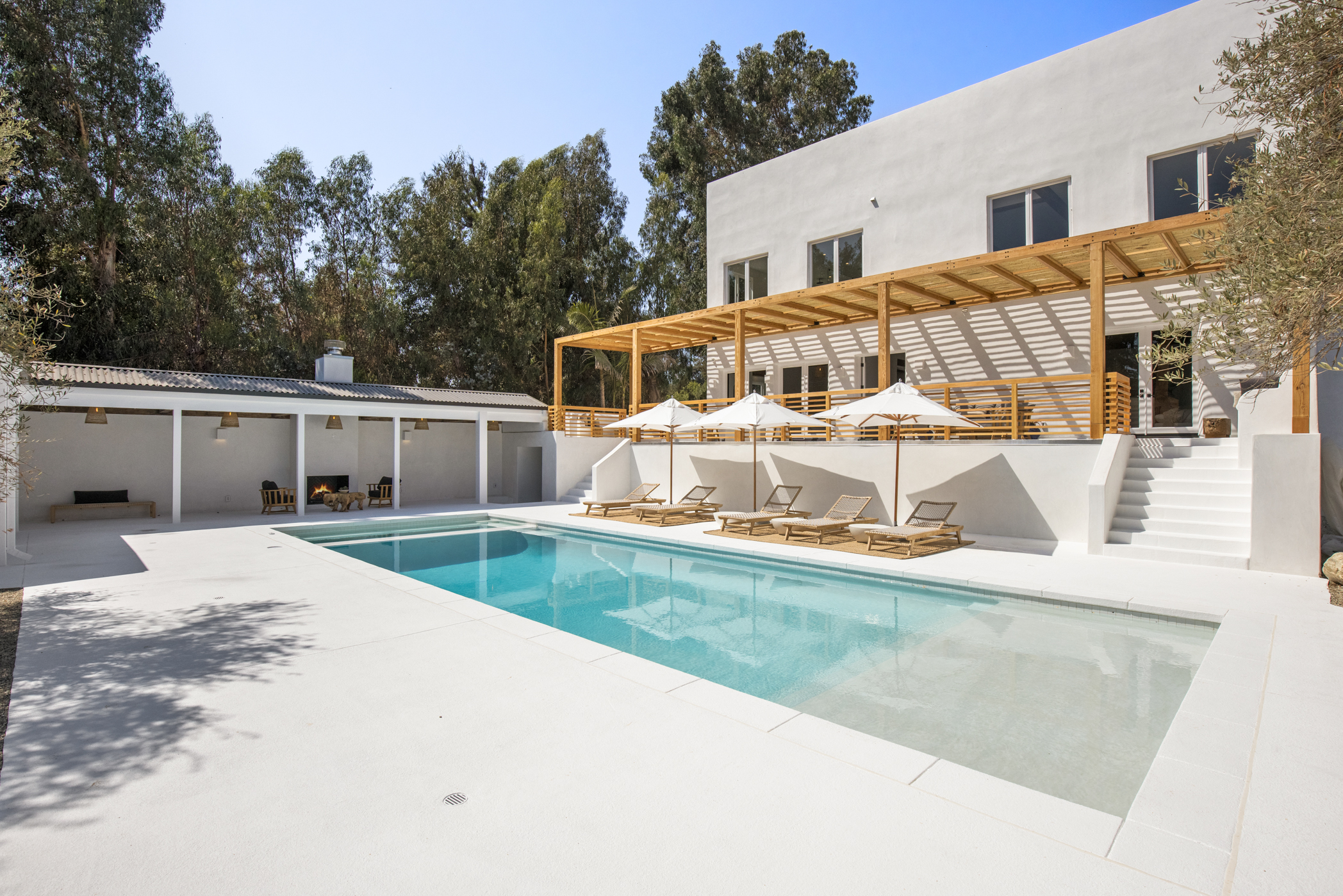 27405 Pacific Coast Hwy